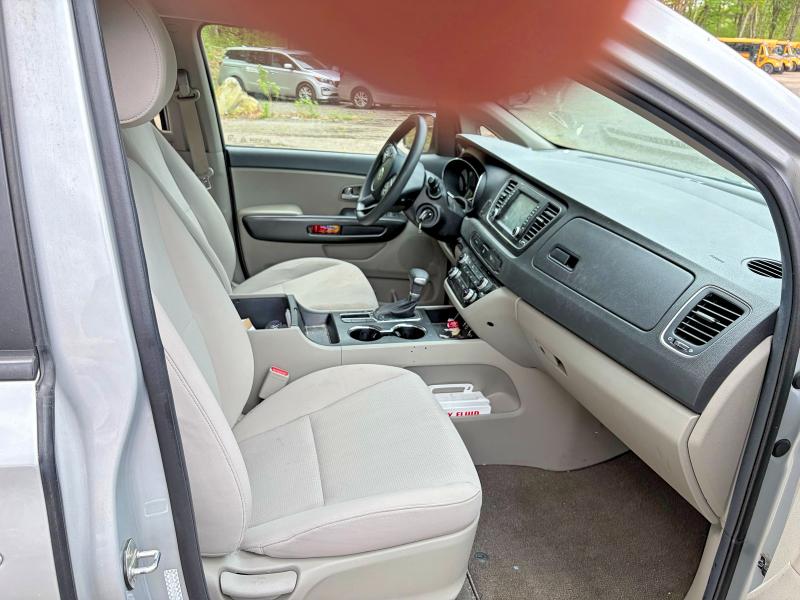 54850936 :رقم المزاد ، KNDMA5C17K6559206 vin ، 2019 Kia Sedona مزاد بيع
