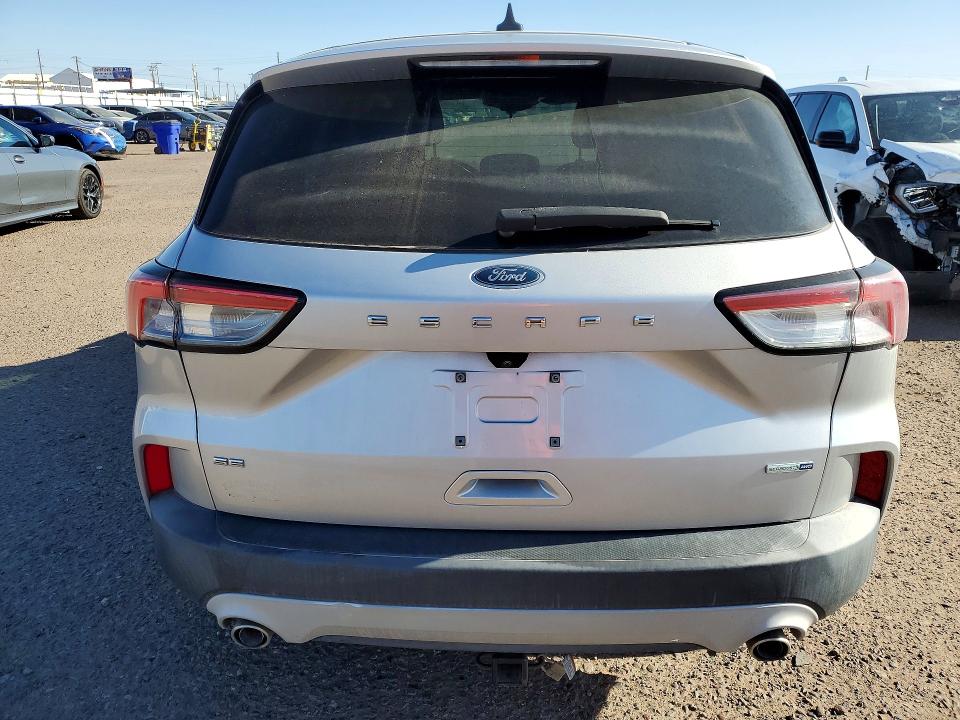 55501036 :رقم المزاد ، 1FMCU9G65LUC05175 vin ، 2020 Ford Escape مزاد بيع