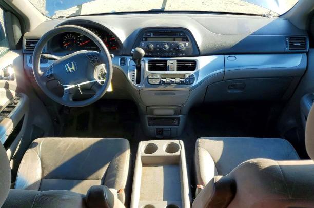 53872336 :رقم المزاد ، 5FNRL3H53AB043329 vin ، 2010 Honda Odyssey مزاد بيع