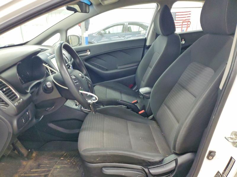 53708826 :رقم المزاد ، 3KPFL4A76JE219249 vin ، 2018 Kia Forte مزاد بيع