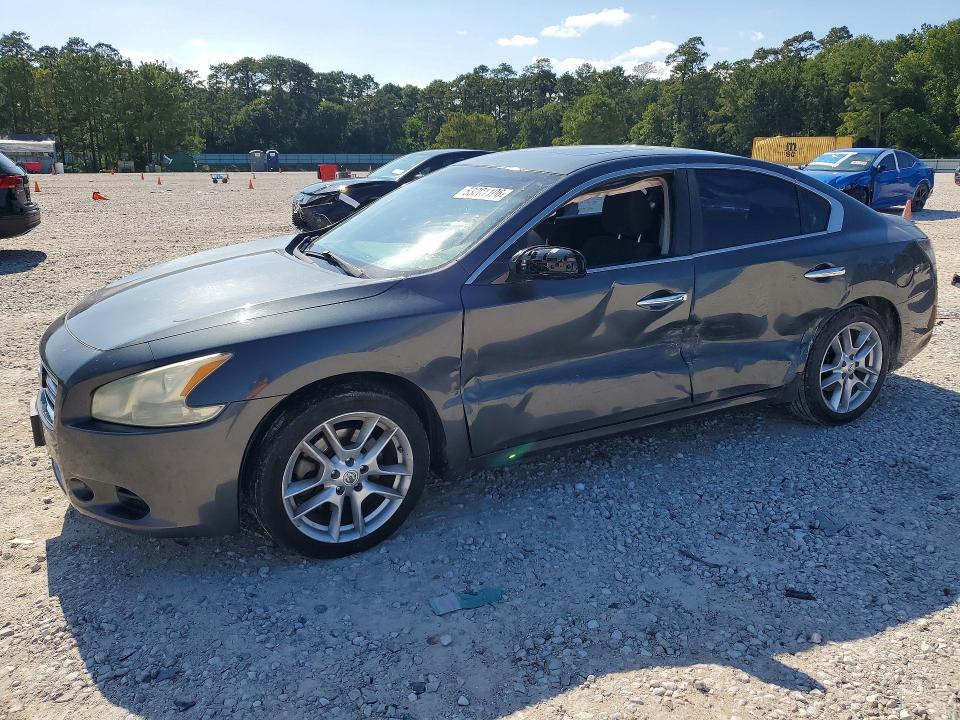 53201106 :رقم المزاد ، 1N4AA5AP1DC807390 vin ، 2013 Nissan Maxima مزاد بيع