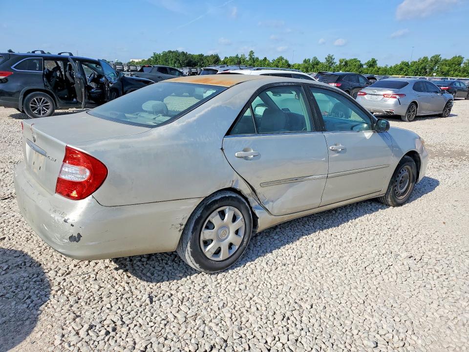 54001386 :رقم المزاد ، 4T1BE32K62U541149 vin ، 2002 Toyota Camry مزاد بيع