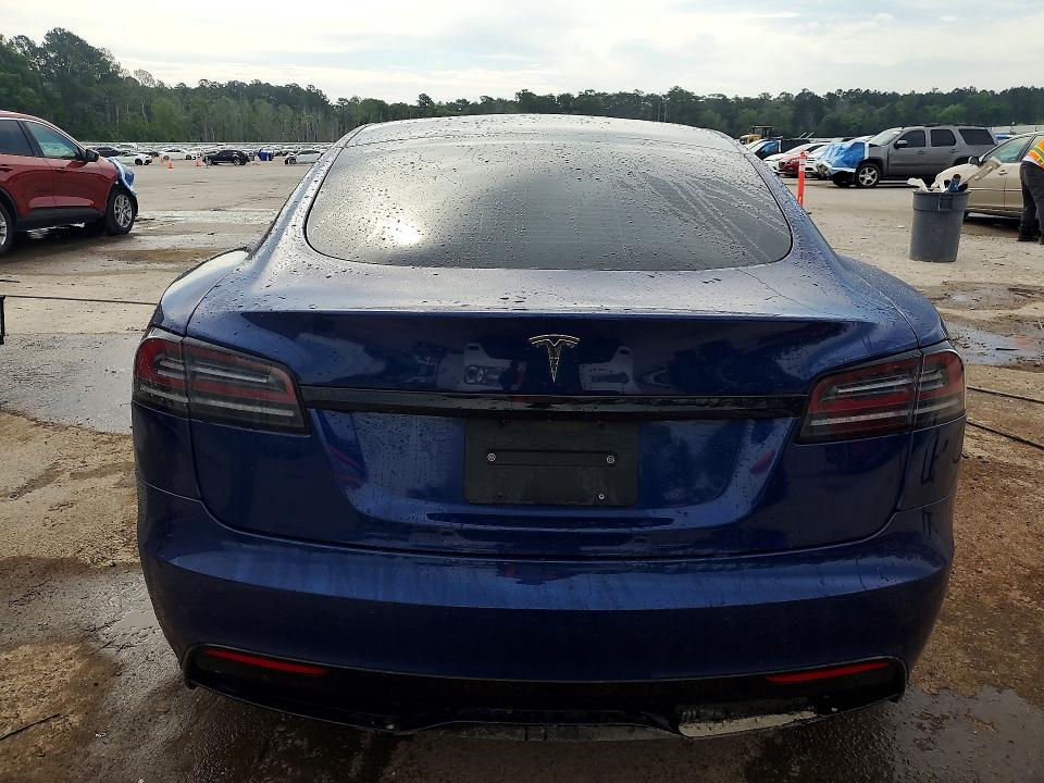 Продажа на аукционе авто 2022 Tesla Model S, vin: 5YJSA1E55NF476205, номер лота: 52076226