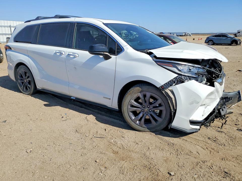 Продаж на аукціоні авто 2021 Toyota Sienna, vin: 5TDDRKEC0MS061793, номер лоту: 54672396