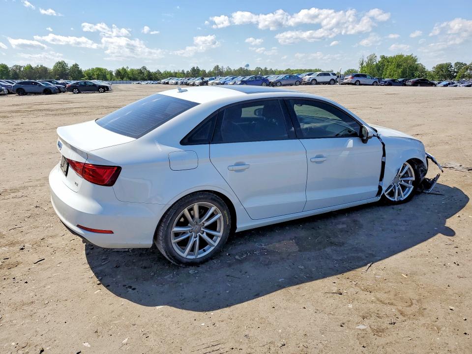 Продаж на аукціоні авто 2015 Audi A3, vin: WAUAJGFF9F1066049, номер лоту: 52857096