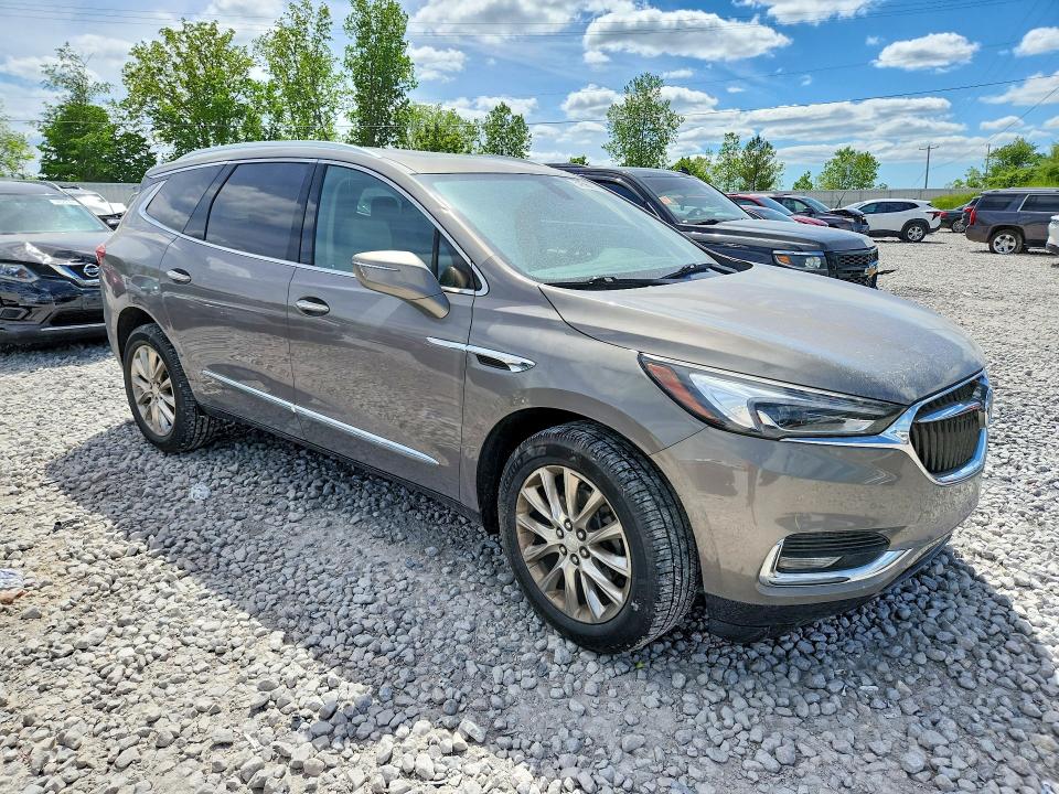 54396626 :رقم المزاد ، 5GAEVAKW4JJ163083 vin ، 2018 Buick Enclave مزاد بيع
