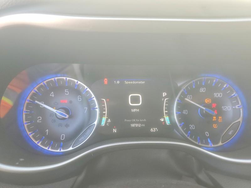 51832986 :رقم المزاد ، 2C4RC1FG4MR587372 vin ، 2021 Chrysler Pacifica مزاد بيع