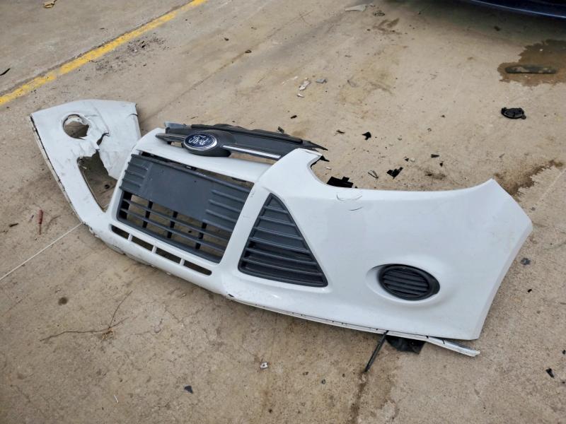 Auction sale of the 2014 Ford Focus, vin: 1FADP3F25EL265404, lot number: 52263006