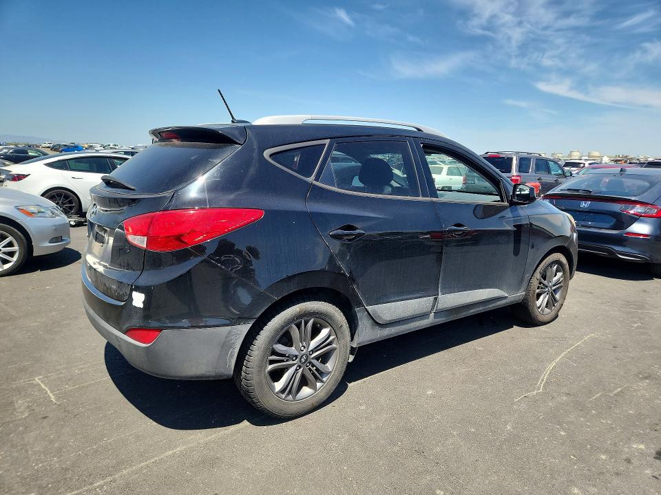 2015 Hyundai Tucson მანქანა იყიდება აუქციონზე, vin: KM8JU3AG2FU116948, აუქციონის ნომერი: 54462126