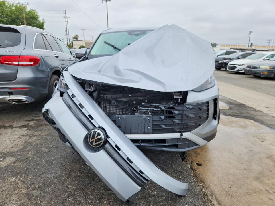 53301306 :رقم المزاد ، 3VVER7RM6TM036045 vin ، 2026 Volkswagen Tiguan مزاد بيع