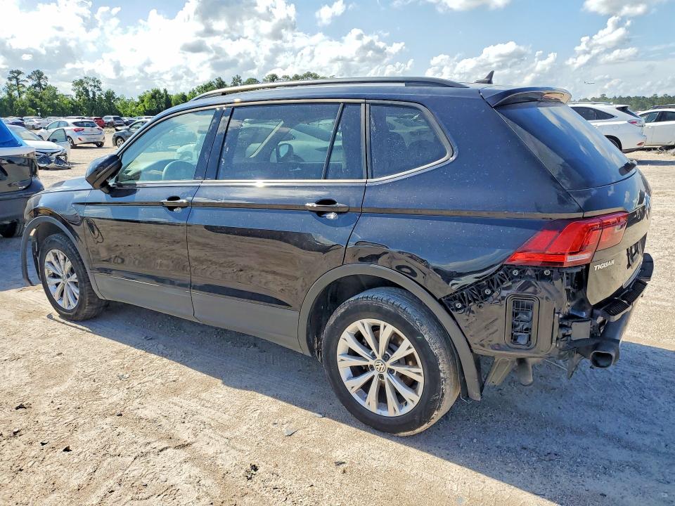 55152026 :رقم المزاد ، 3VV1B7AX1LM013636 vin ، 2020 Volkswagen Tiguan مزاد بيع