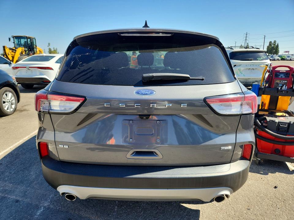 Продажа на аукционе авто 2022 Ford Escape, vin: 1FMCU0BZ1NUA25787, номер лота: 53473966