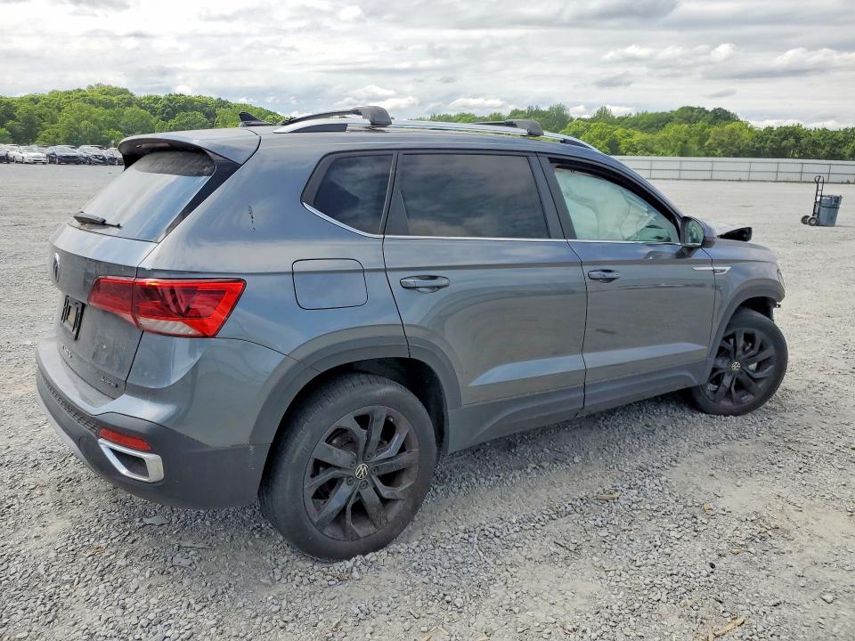 Продаж на аукціоні авто 2022 Volkswagen Taos, vin: 3VVPX7B20NM098695, номер лоту: 52097256