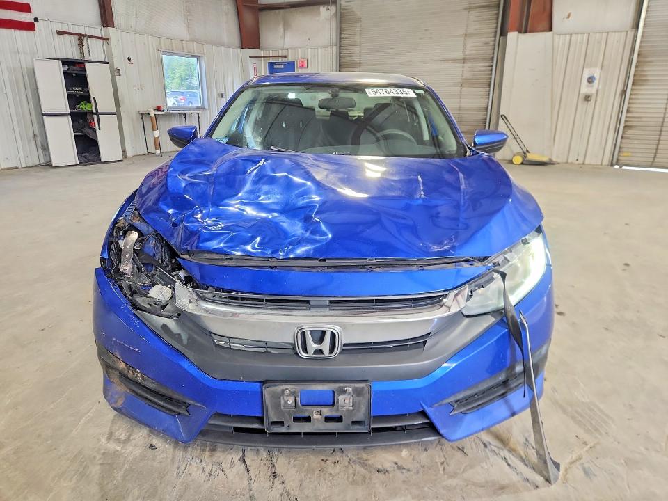 54764336 :رقم المزاد ، 2HGFC2F54HH557521 vin ، 2017 Honda Civic مزاد بيع