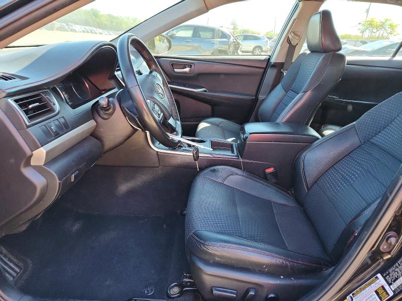 52699406 :رقم المزاد ، 4T1BF1FK3FU067680 vin ، 2015 Toyt Camry مزاد بيع