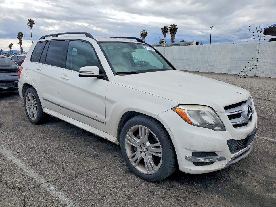 52494366 :رقم المزاد ، WDCGG5HBXFG395473 vin ، 2015 Mercedes-benz Glk مزاد بيع