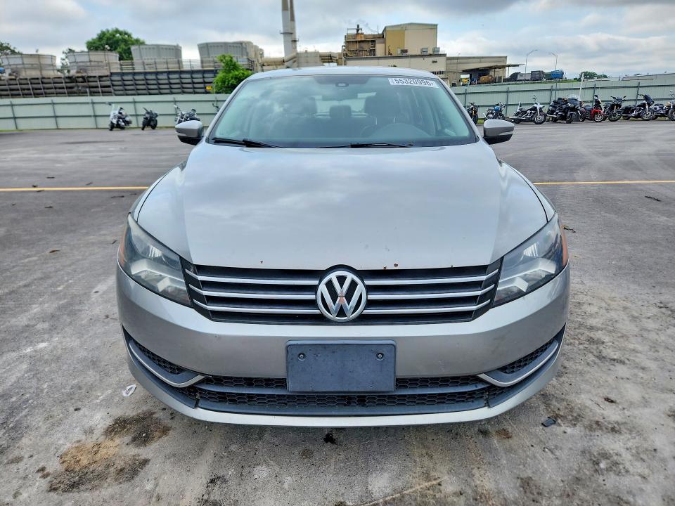2014 Volkswagen Passat მანქანა იყიდება აუქციონზე, vin: 1VWBP7A38EC003060, აუქციონის ნომერი: 55320996
