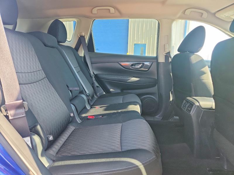54761756 :رقم المزاد ، KNMAT2MT0HP509066 vin ، 2017 Nissan Rogue مزاد بيع