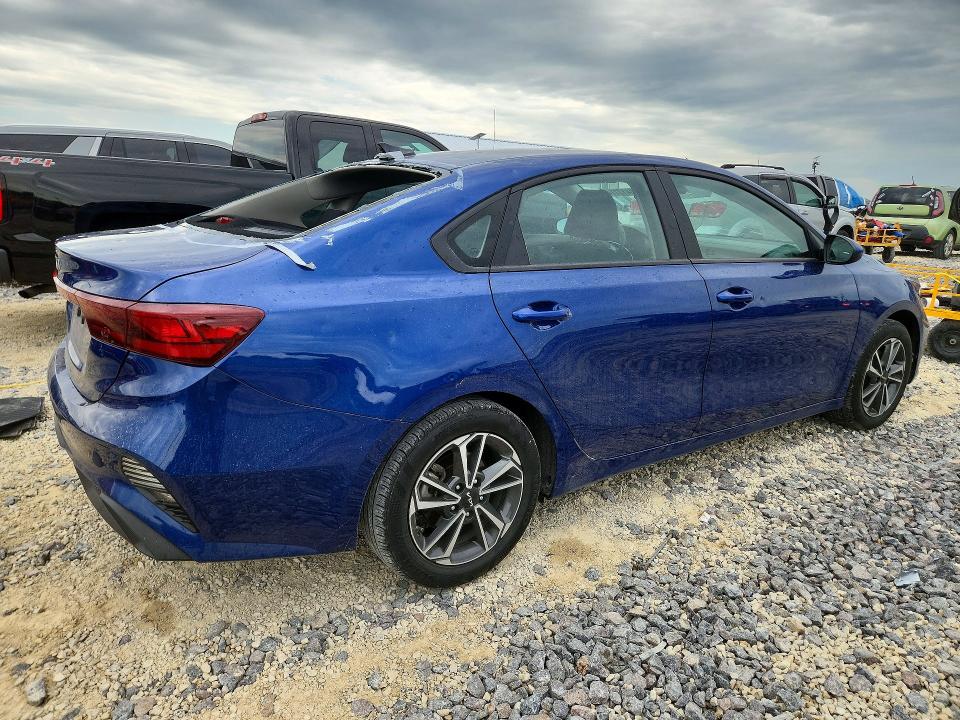 54131146 :رقم المزاد ، 3KPF24AD3PE651766 vin ، 2023 Kia Forte مزاد بيع