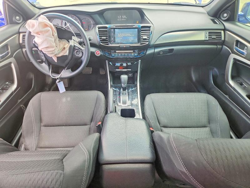 55490186 :رقم المزاد ، 1HGCT1B74GA002358 vin ، 2016 Honda Accord مزاد بيع