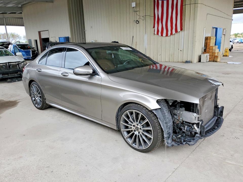 51456886 :رقم المزاد ، 55SWF8DB7KU303265 vin ، 2019 Mercedes-benz C مزاد بيع