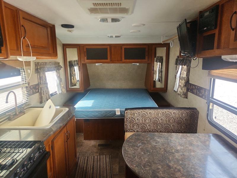 54423566 :رقم المزاد ، 4YDT20425DD421565 vin ، 2013 Keystone Bullet مزاد بيع