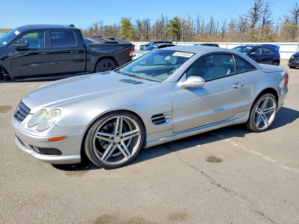 52724626 :رقم المزاد ، WDBSK75F73F052010 vin ، 2003 Mercedes-benz Sl مزاد بيع