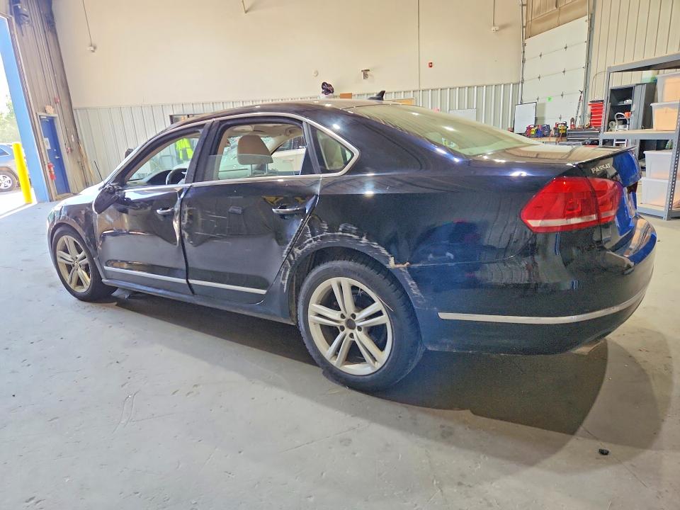 Продажа на аукционе авто 2013 Volkswagen Passat, vin: 1VWCN7A36DC068448, номер лота: 55031676