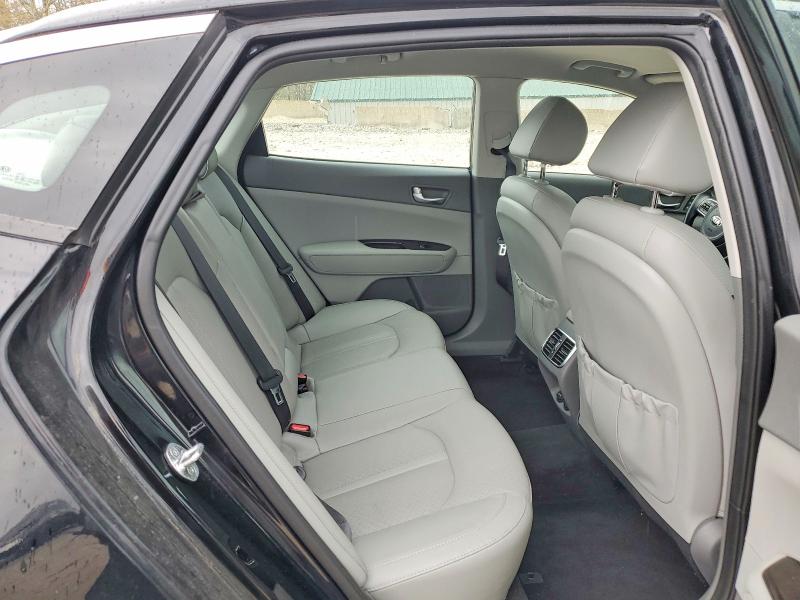 Продаж на аукціоні авто 2017 Kia Optima, vin: 5XXGU4L37HG153159, номер лоту: 52693236