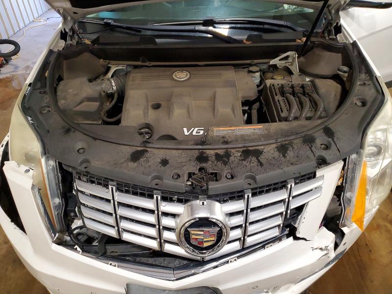 2015 Cadillac Srx მანქანა იყიდება აუქციონზე, vin: 3GYFNEE37FS524849, აუქციონის ნომერი: 52523926