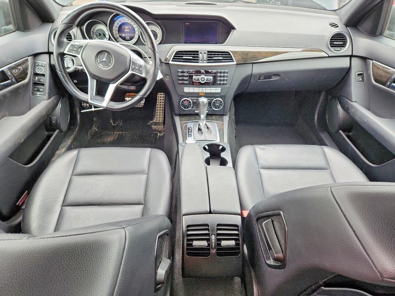 2013 Mercedes-benz 350 Series მანქანა იყიდება აუქციონზე, vin: WDDGF8JB3DA795692, აუქციონის ნომერი: 52658156