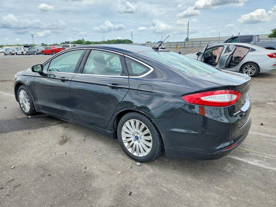 Продажа на аукционе авто 2015 Ford Fusion, vin: 3FA6P0LU1FR310838, номер лота: 55248826