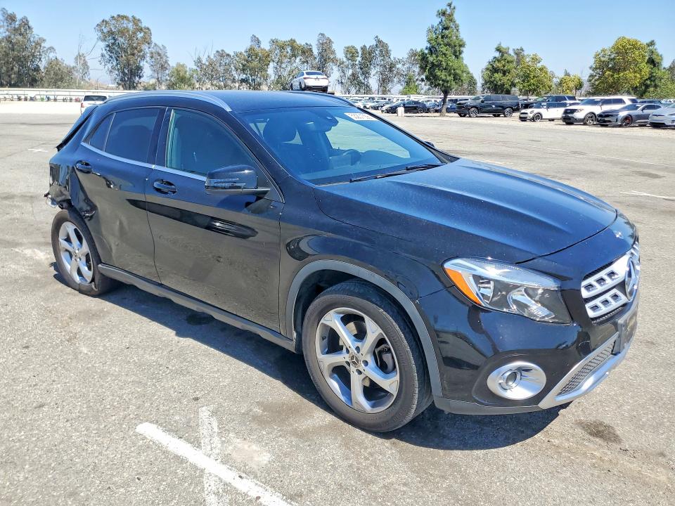 53201556 :رقم المزاد ، WDCTG4EB0KU003870 vin ، 2019 Mercedes-benz Gla مزاد بيع
