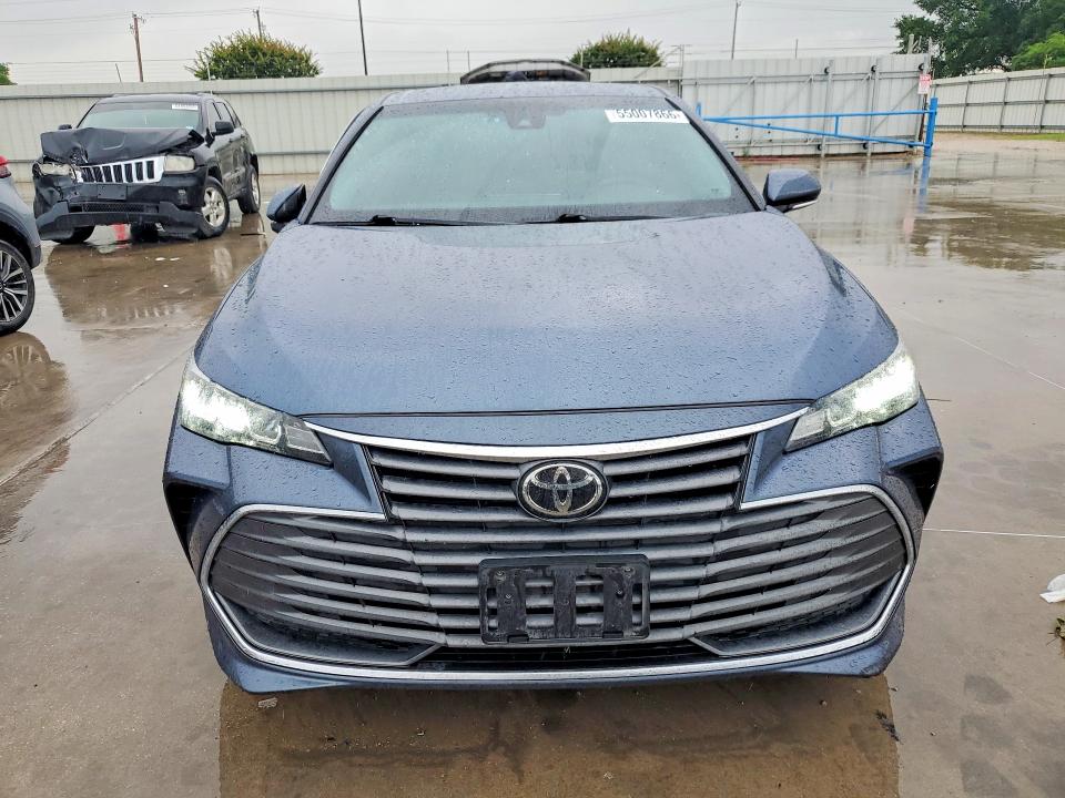 Auction sale of the 2022 Toyota Avalon, vin: 4T1JZ1FB2NU087095, lot number: 55007866