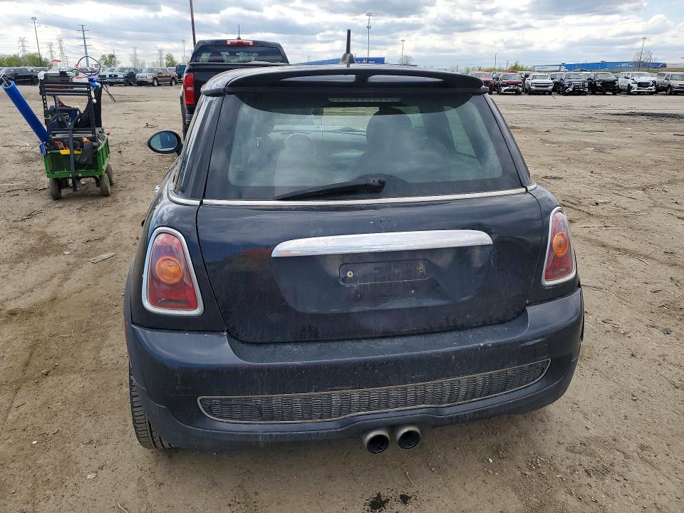 Продаж на аукціоні авто 2009 Mini Cooper, vin: WMWMF73569TW80155, номер лоту: 53264666