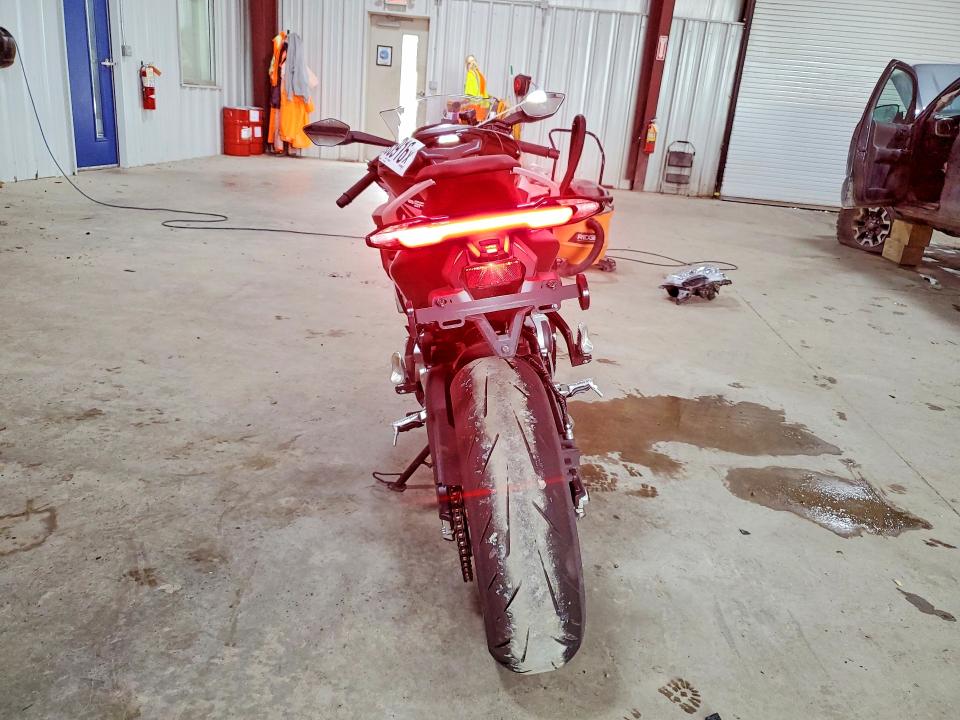Продажа на аукционе авто 2025 Cf Moto 675ss, vin: LCEPEVLP3S6001083, номер лота: 52495916