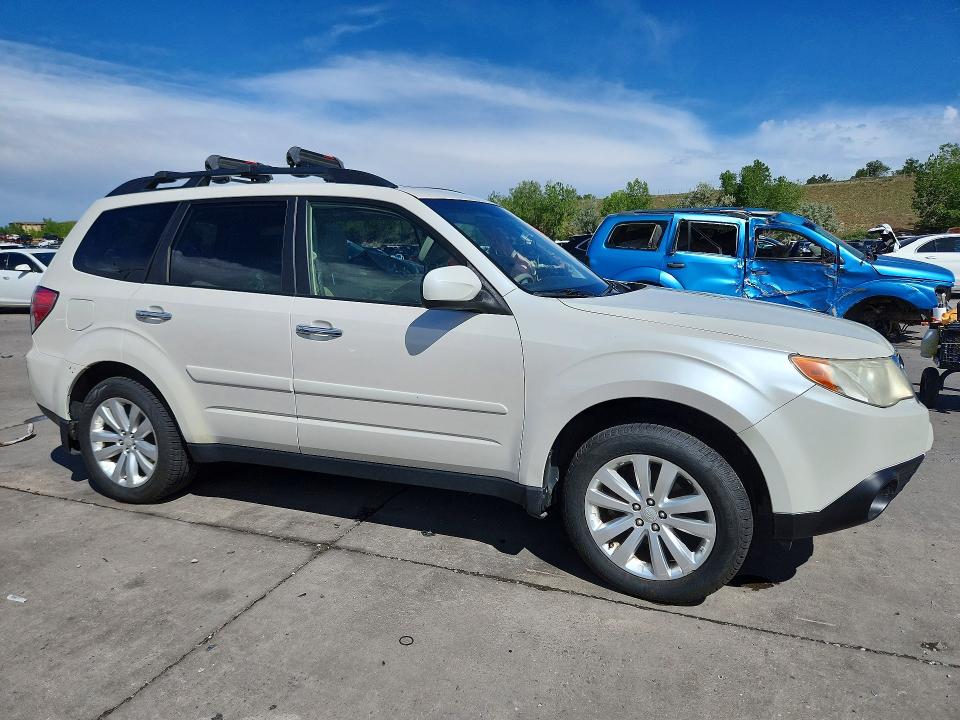2013 Subaru Forester მანქანა იყიდება აუქციონზე, vin: JF2SHADC6DG435647, აუქციონის ნომერი: 54545476