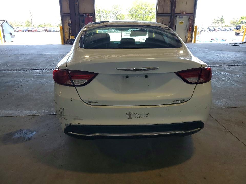 51868296 :رقم المزاد ، 1C3CCCAB9FN580175 vin ، 2015 Chrysler 200 مزاد بيع