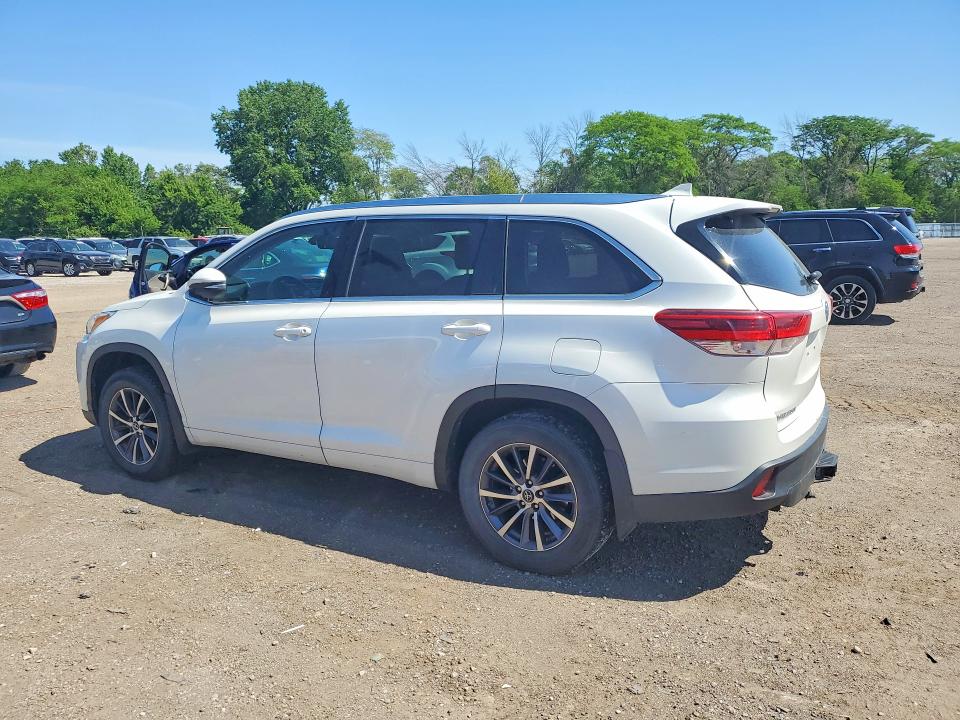 54623476 :رقم المزاد ، 5TDJZRFH3JS532451 vin ، 2018 Toyota Highlander مزاد بيع