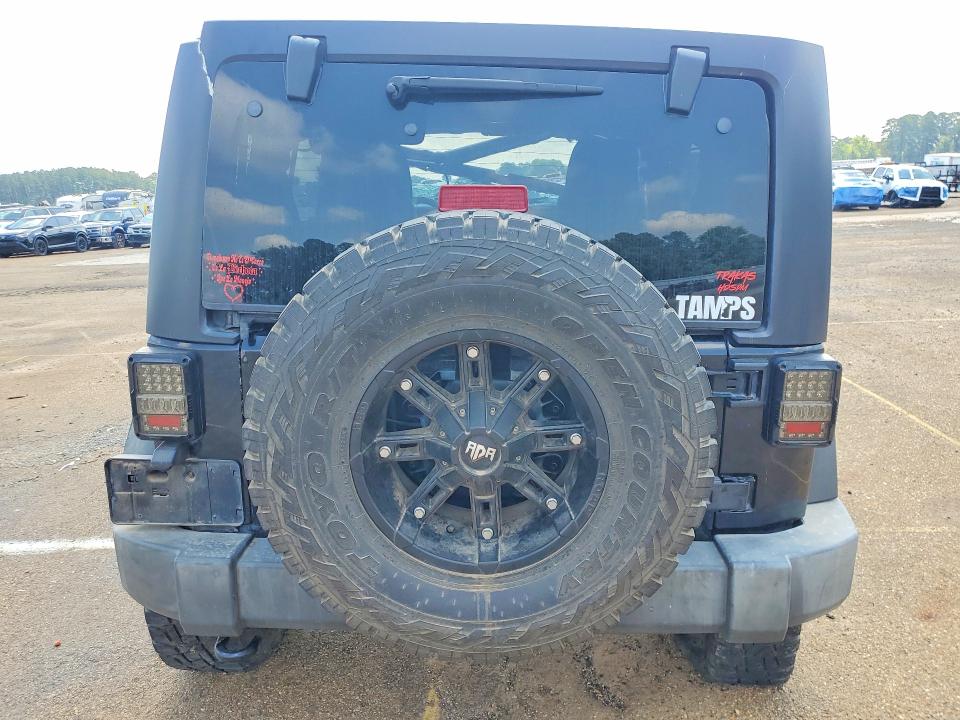 54409866 :رقم المزاد ، 1C4BJWDG0FL511201 vin ، 2015 Jeep Wrangler Unlimited مزاد بيع