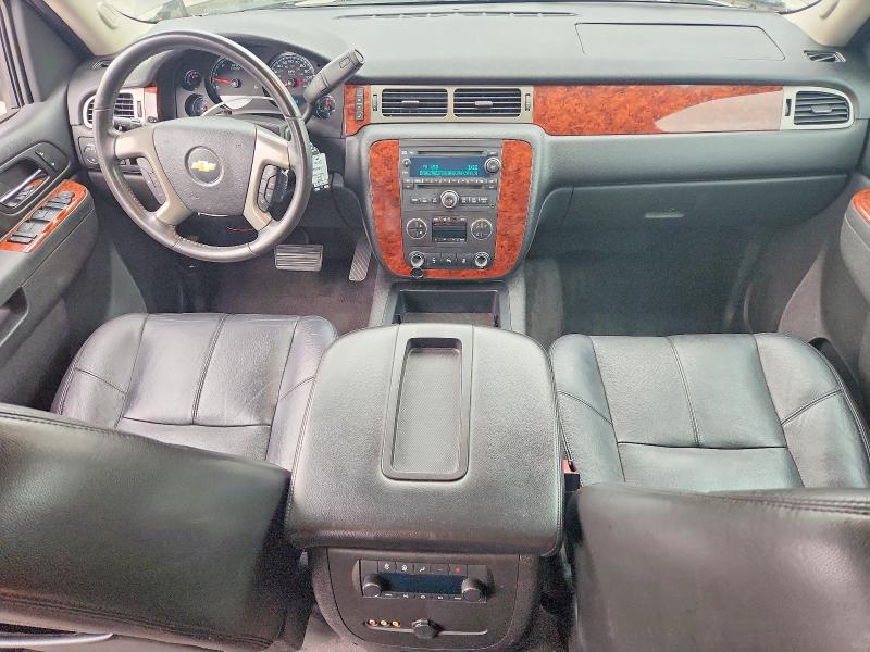 53994066 :رقم المزاد ، 1GNSCJE00CR250473 vin ، 2012 Chevrolet Suburban مزاد بيع