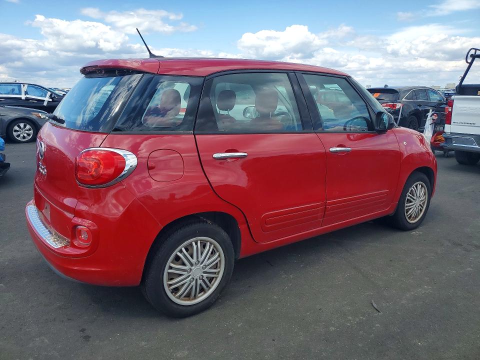 2016 Fiat 500l მანქანა იყიდება აუქციონზე, vin: ZFBCFAAH4GZ038300, აუქციონის ნომერი: 54895316