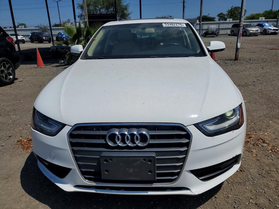 2013 Audi A4 მანქანა იყიდება აუქციონზე, vin: WAUEFAFL2DN018940, აუქციონის ნომერი: 53482276