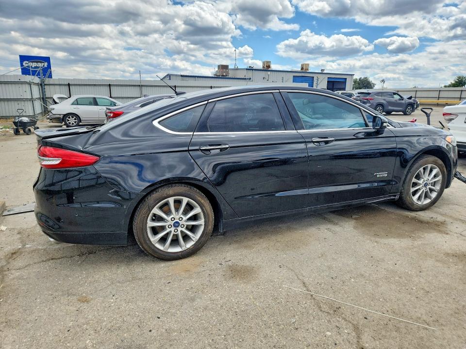 2017 Ford Fusion მანქანა იყიდება აუქციონზე, vin: 3FA6P0SU4HR351081, აუქციონის ნომერი: 55454816
