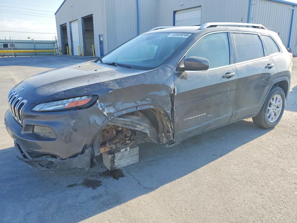 53689046 :رقم المزاد ، 1C4PJMCS5FW614225 vin ، 2015 Jeep Cherokee مزاد بيع