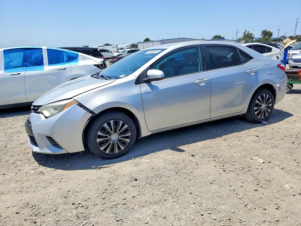54460226 :رقم المزاد ، 5YFBURHE1FP245812 vin ، 2015 Toyota Corolla مزاد بيع