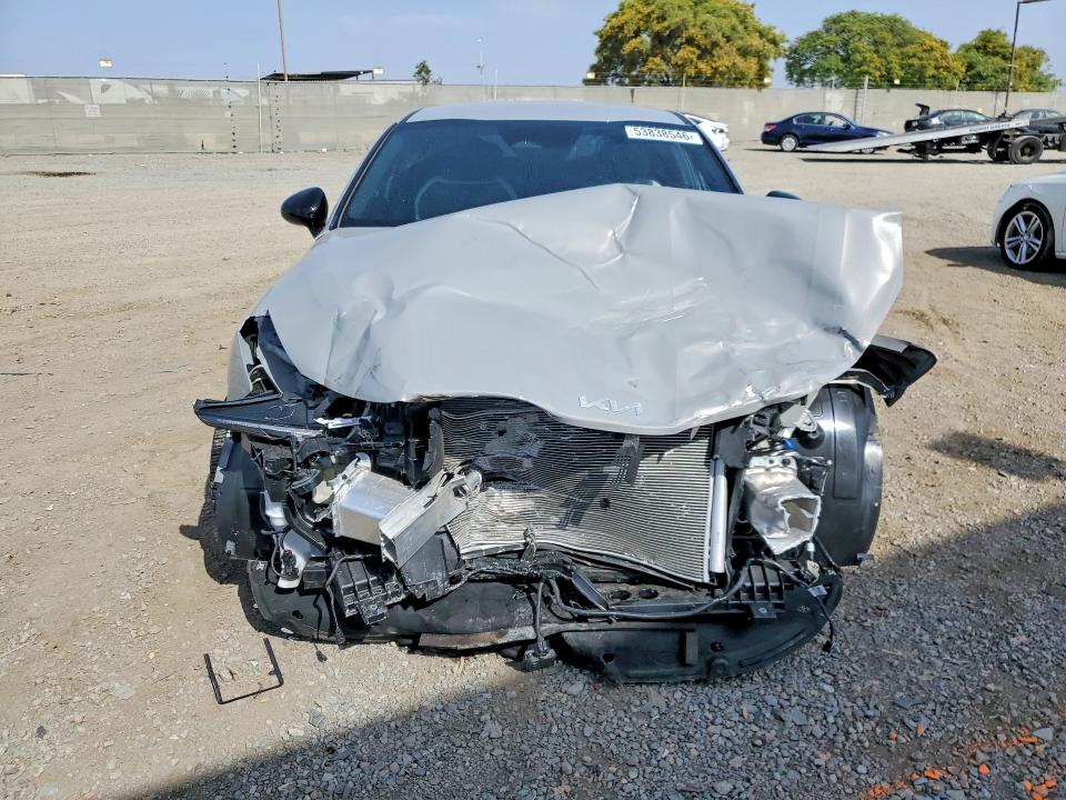 53838546 :رقم المزاد ، KNAG64J74S5392435 vin ، 2025 Kia K5 مزاد بيع