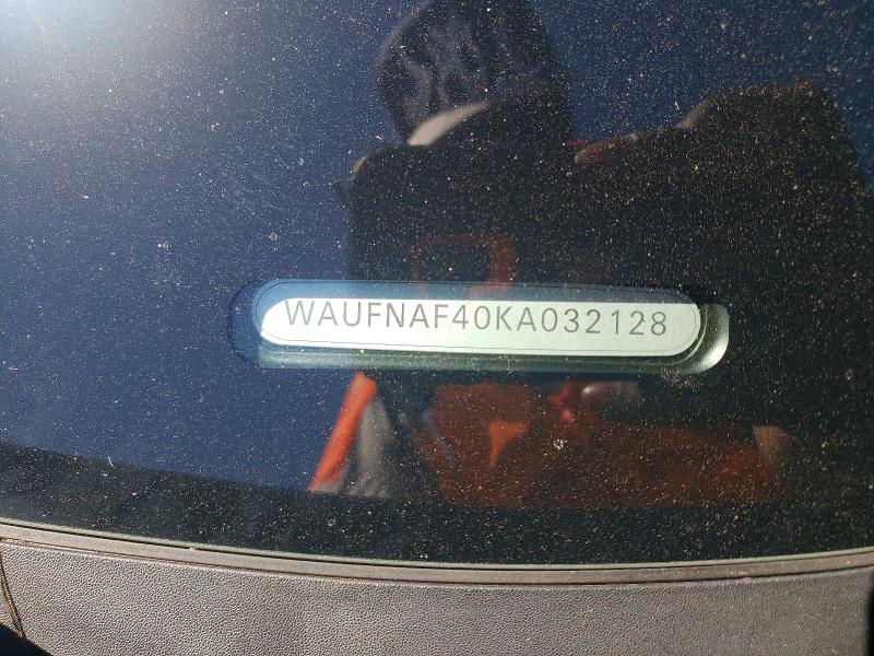 Продажа на аукционе авто 2019 Audi A4, vin: WAUFNAF40KA032128, номер лота: 53275166