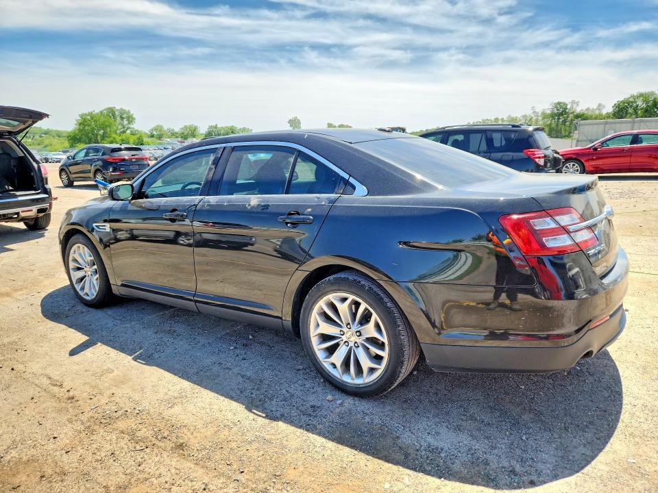 2015 Ford Taurus მანქანა იყიდება აუქციონზე, vin: 1FAHP2F88FG117533, აუქციონის ნომერი: 54462196