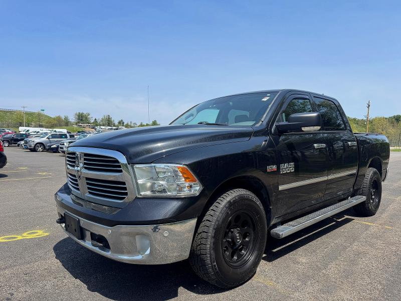 54542496 :رقم المزاد ، 1C6RR7LT2FS698918 vin ، 2015 Ram 1500 مزاد بيع